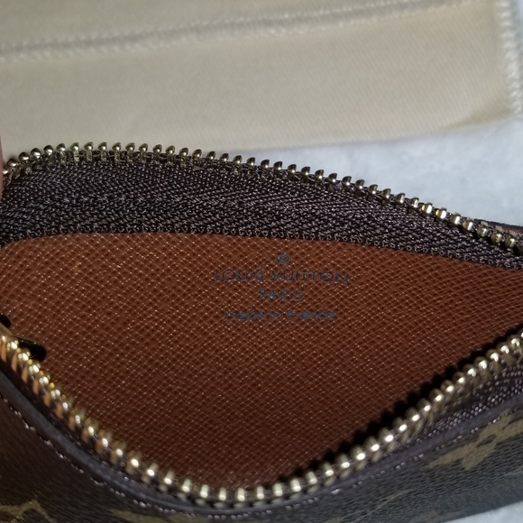 SOLD Key pouch monogram - Picture 4 of 4